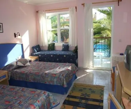 Hotel Blue Pearl &
